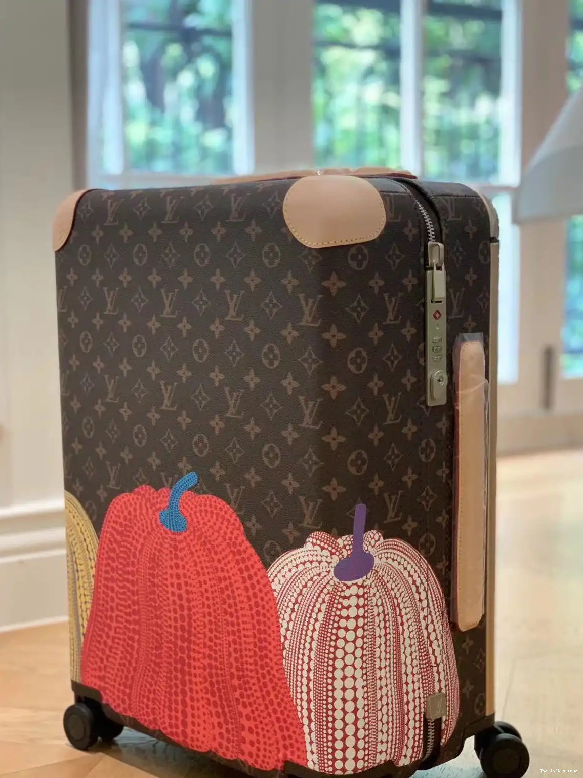 55 YAYOI CUSTOM CABIN SUITCASE HORIZON 37L PUMPKIN 0624